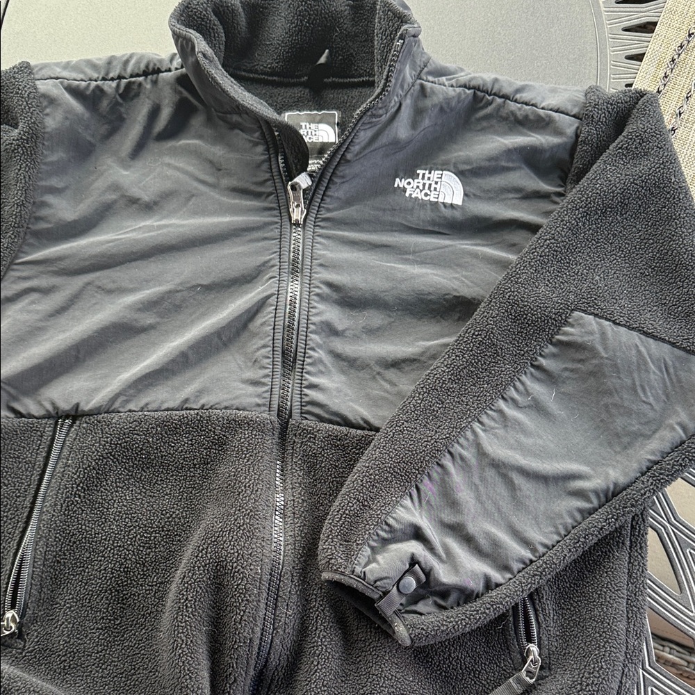 The North Face Boys Black Denali Fleece Jacket